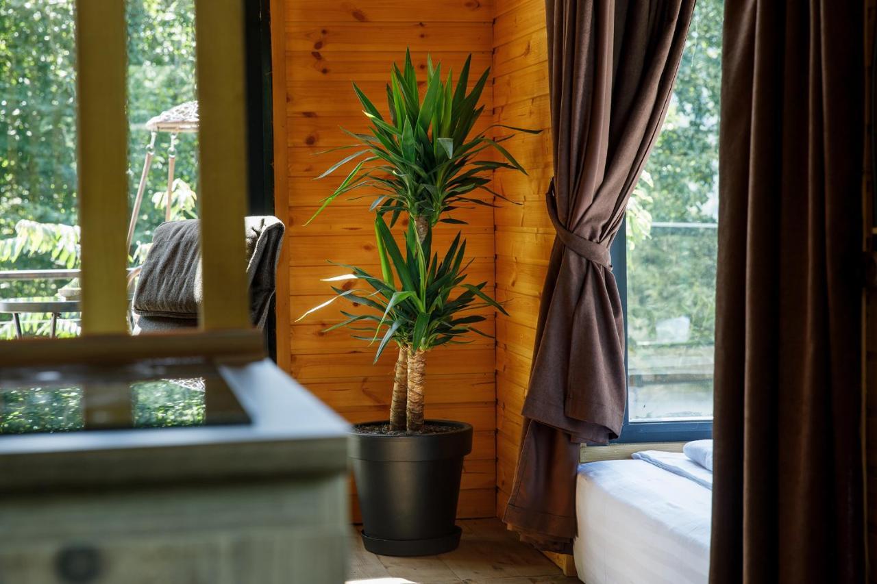 Woodpecker Ვუდფექერი Villa Batumi Kültér fotó