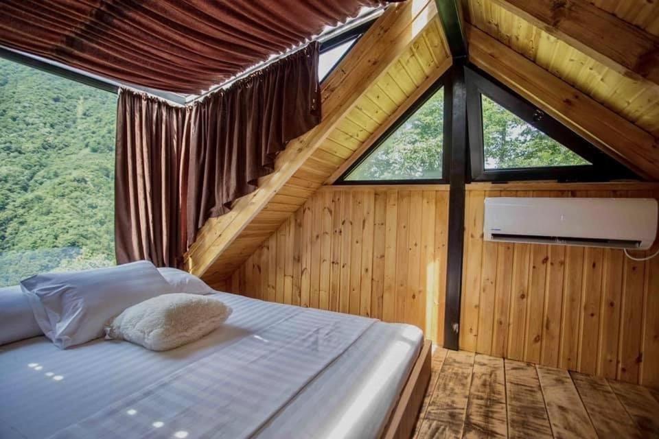 Woodpecker Ვუდფექერი Villa Batumi Kültér fotó