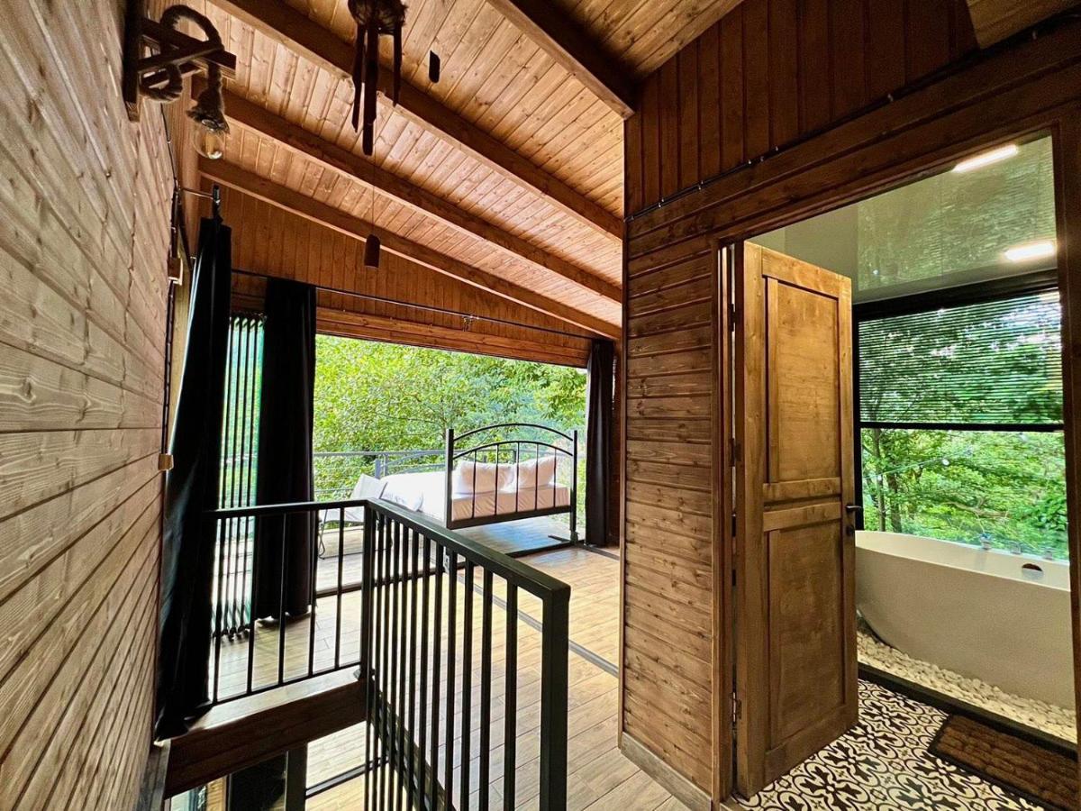 Woodpecker Ვუდფექერი Villa Batumi Kültér fotó